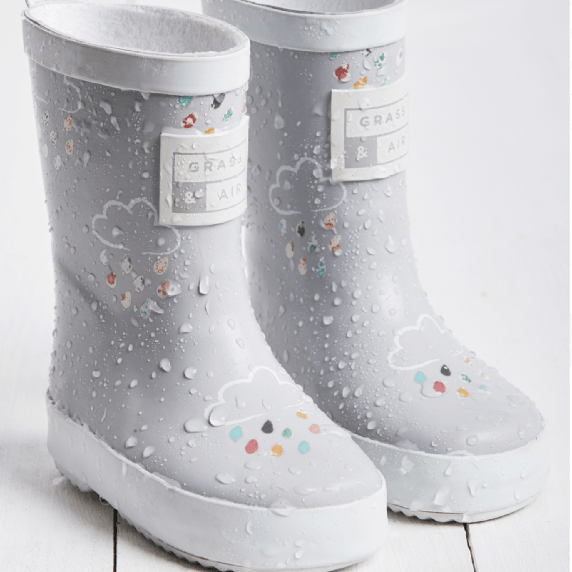 Kid s Color Changing Grey Rain Boots
